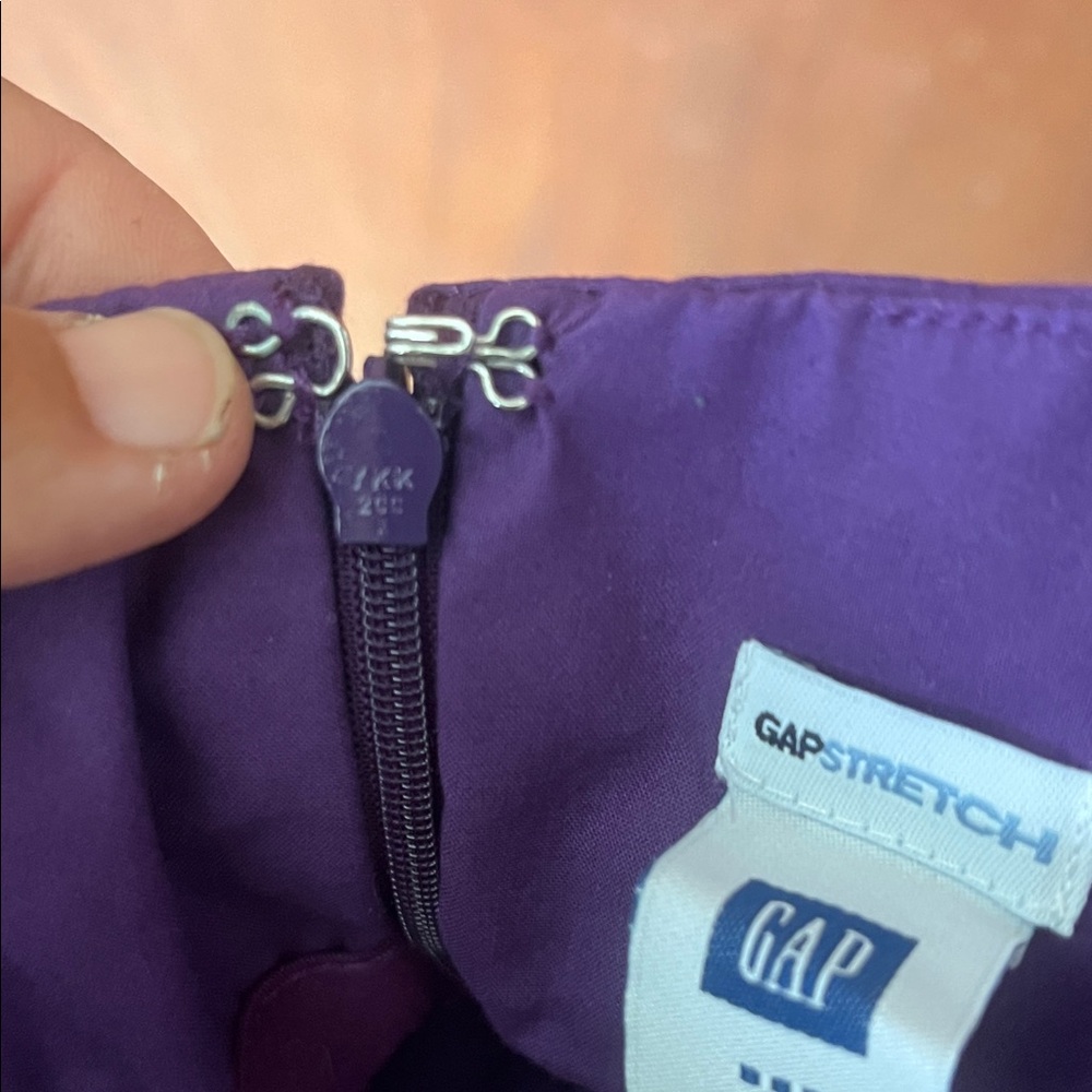 GAP Purple Stretch Fabric - Picture 4 of 5